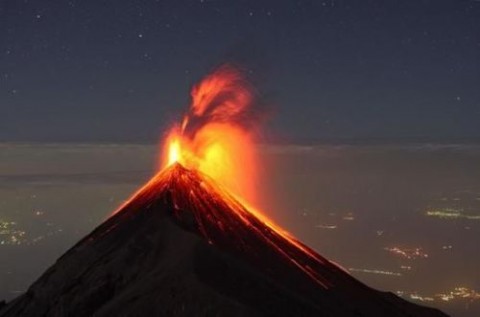 Vulcão em Erupção na Guatemala