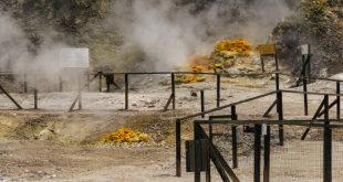 Vulcão Solfatara - Erupção