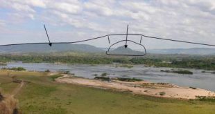 Vulcão Amazonas Fotografado ao Longe