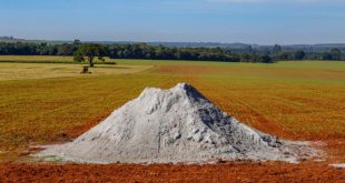 Calcário na Terra e na Agricultura