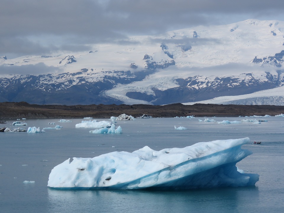 Lagos Glaciais: Os Espetáculos Naturais Criados pelo Gelo